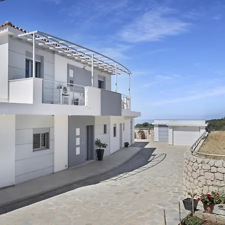 Villa M And T Seaview 360 Mavrata