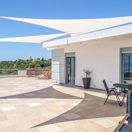 M And T Seaview 360 Villa Mavrata
