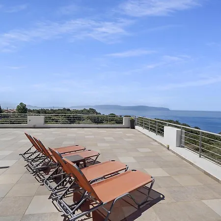 M And T Seaview 360 Vila